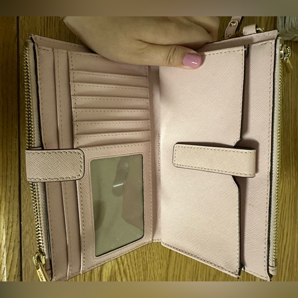 Michael Kors Phone Wristlet - Picture 3 of 4